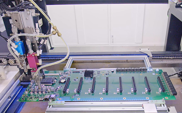 三防漆涂覆+功能測試一站式PCBA加工，深圳1943科技如何高效實(shí)現(xiàn)？